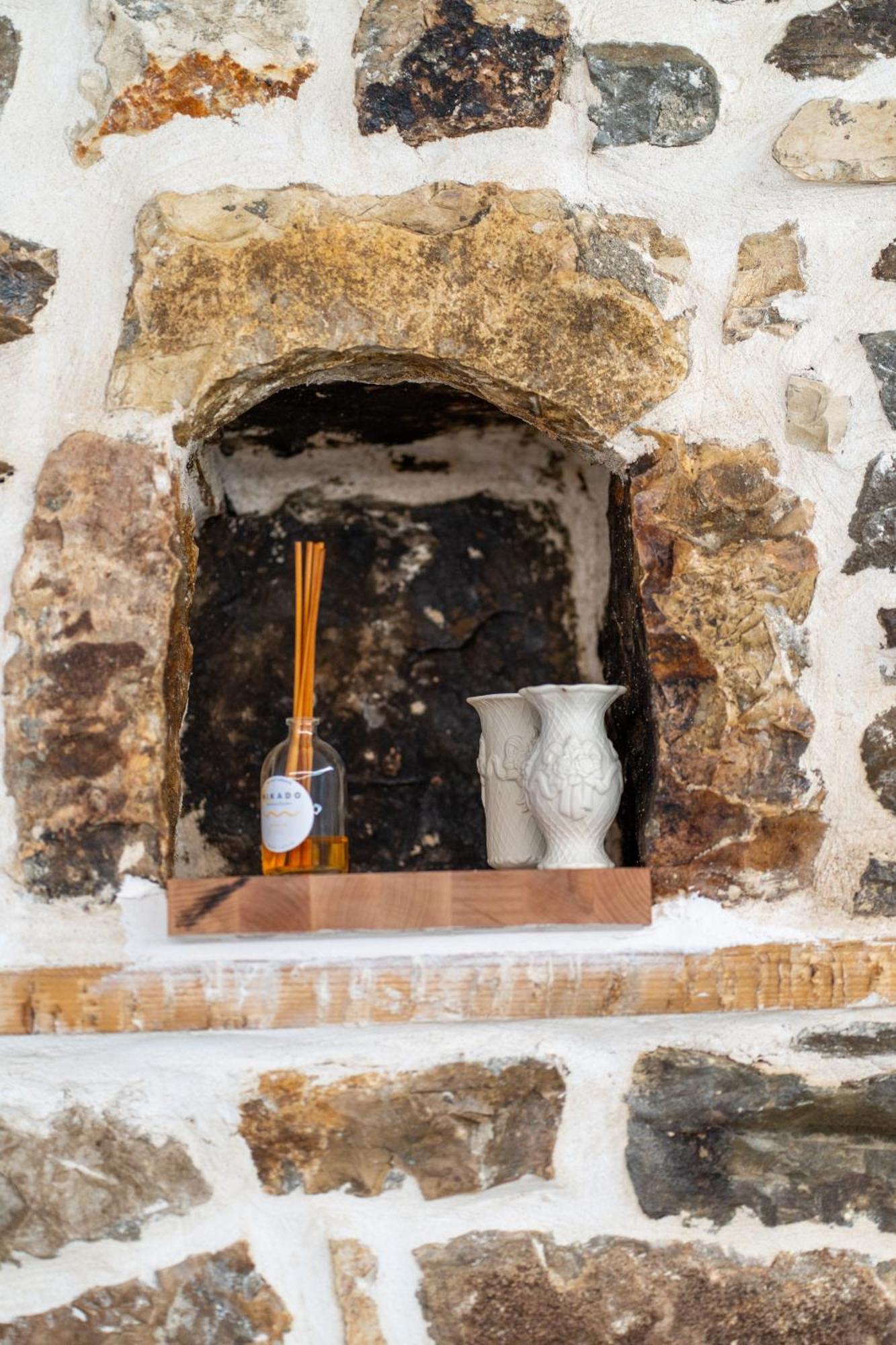 The Well House - Unesco Berat Bagian luar foto
