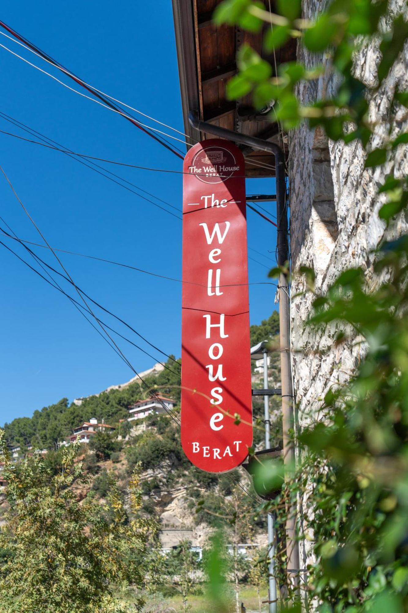 The Well House - Unesco Berat Bagian luar foto